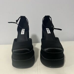 Steve Madden Black Platform Heels